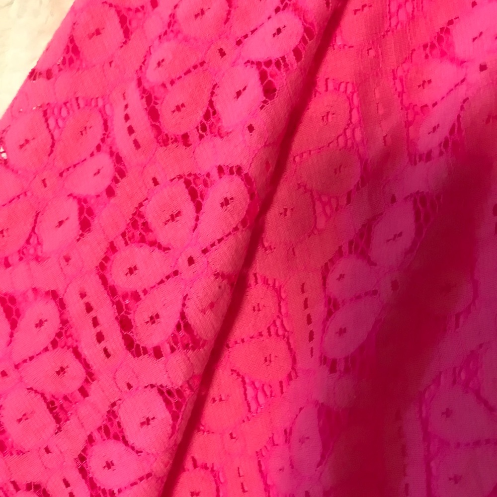 🎉🎉 Lilly Pulitzer skirt in Fiesta Pink 🌸 - Picture 3 of 5